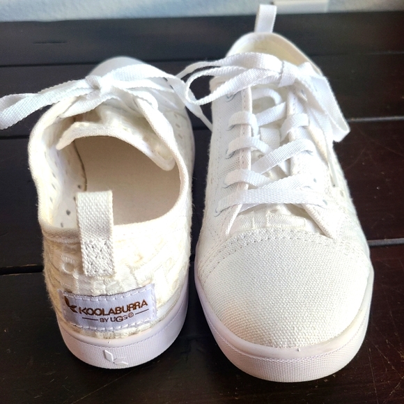 UGG Shoes - Kookaburra by Ugg, White Sneakers, Lace-up, Size 7